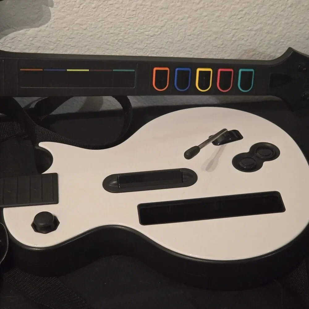 Lot Of 2 Wii Guitar Hero Gibson Les Paul Guitar White + Red Octane Sunburst